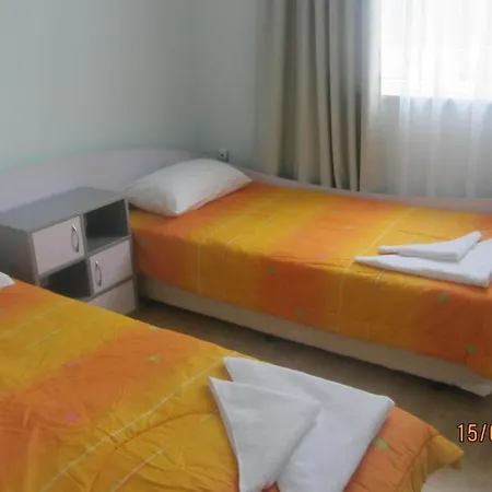 Apartahotel Pirop City 2*