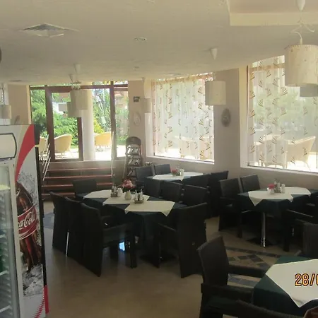 Pirop City Apartahotel